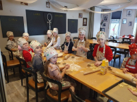 Tolle Weihnachtsaktion: NBV-Kids backen gemeinsam Plätzchen und kegeln in die Vollen